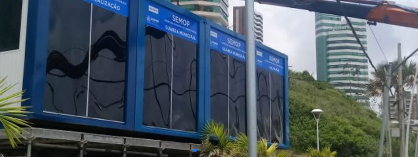 Módulos de atendimento instalados em área urbana